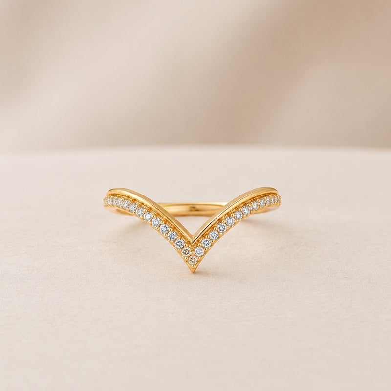Miayaa Sleek V Ring