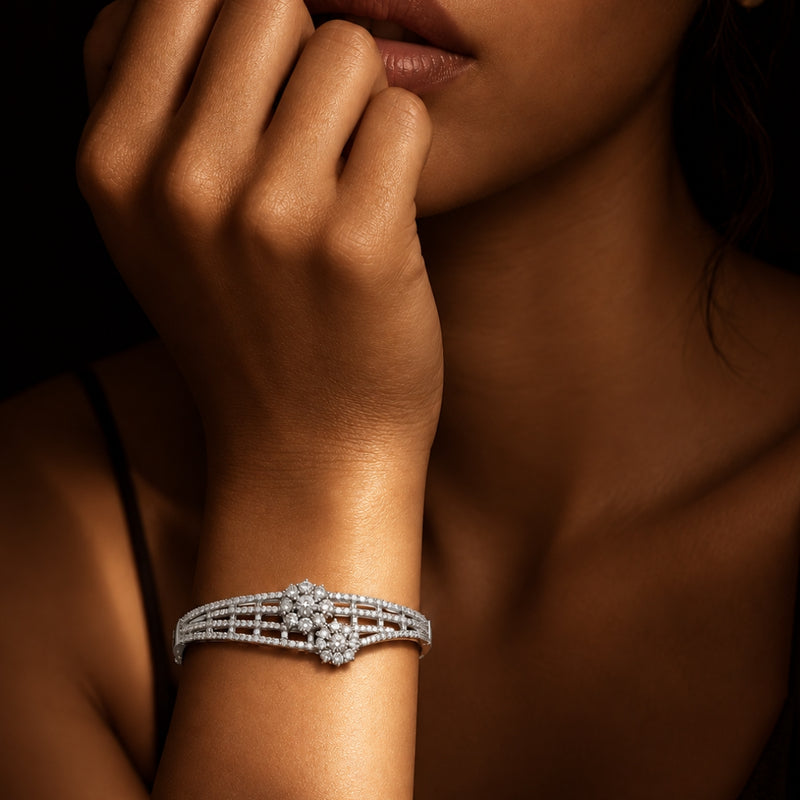 Miayaa Lumière Marquise Bangle